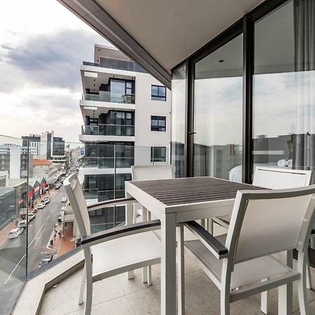 505 The Cosmopolitan.. Luxury At Its Best!!! Cape Town Exterior photo