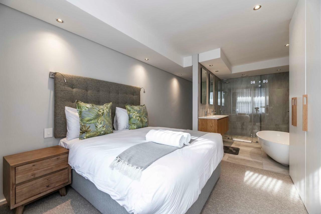 505 The Cosmopolitan.. Luxury At Its Best!!! Cape Town Exterior photo